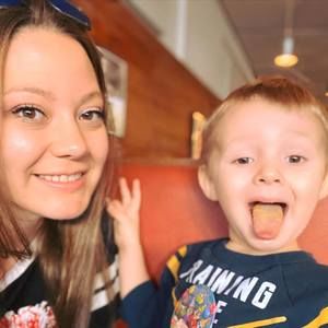 Meet your Posher, Danielle